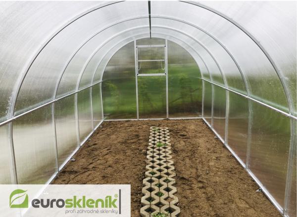 Záhradny skleník HLINIK / POLYKARBONÁT 2,5 x 3 m