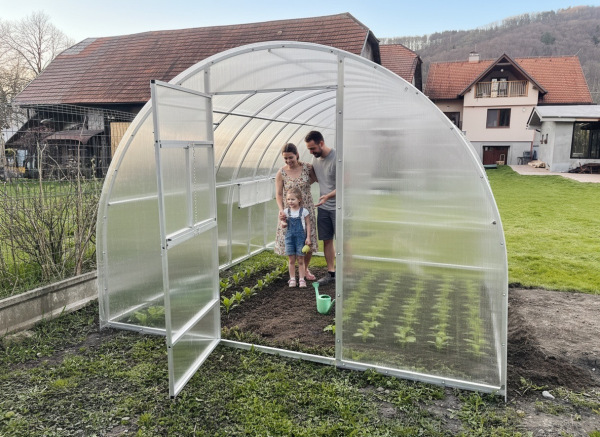 Eurosklenik CLASSIC 200-hliníkový skleník s polykarbonátom 2